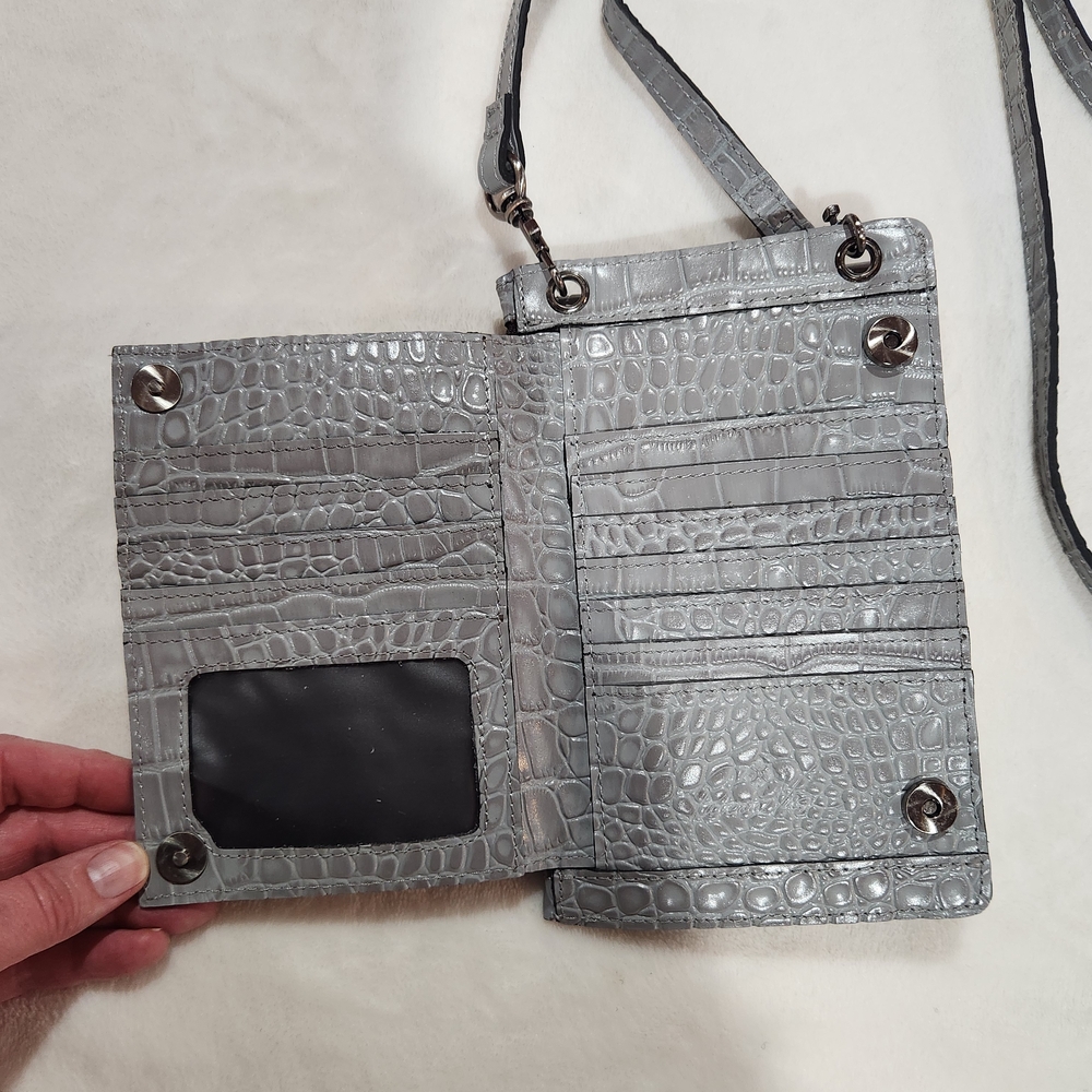 Patricia Nash Gray Croc-Embossed Crossbody Wallet - Picture 6 of 10